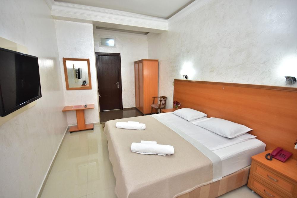 Hotel Chao Batumi Kültér fotó