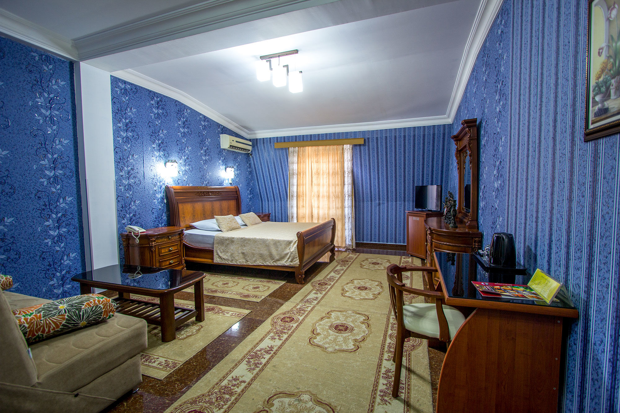 Hotel Chao Batumi Kültér fotó