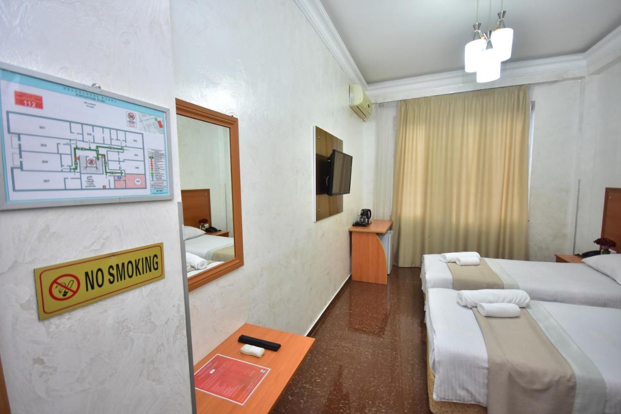 Hotel Chao Batumi Kültér fotó