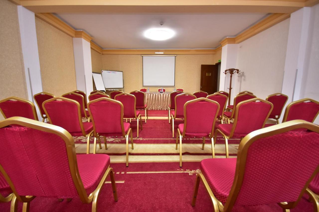 Hotel Chao Batumi Kültér fotó
