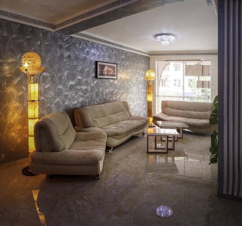 Hotel Chao Batumi Kültér fotó