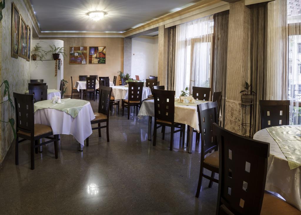 Hotel Chao Batumi Kültér fotó